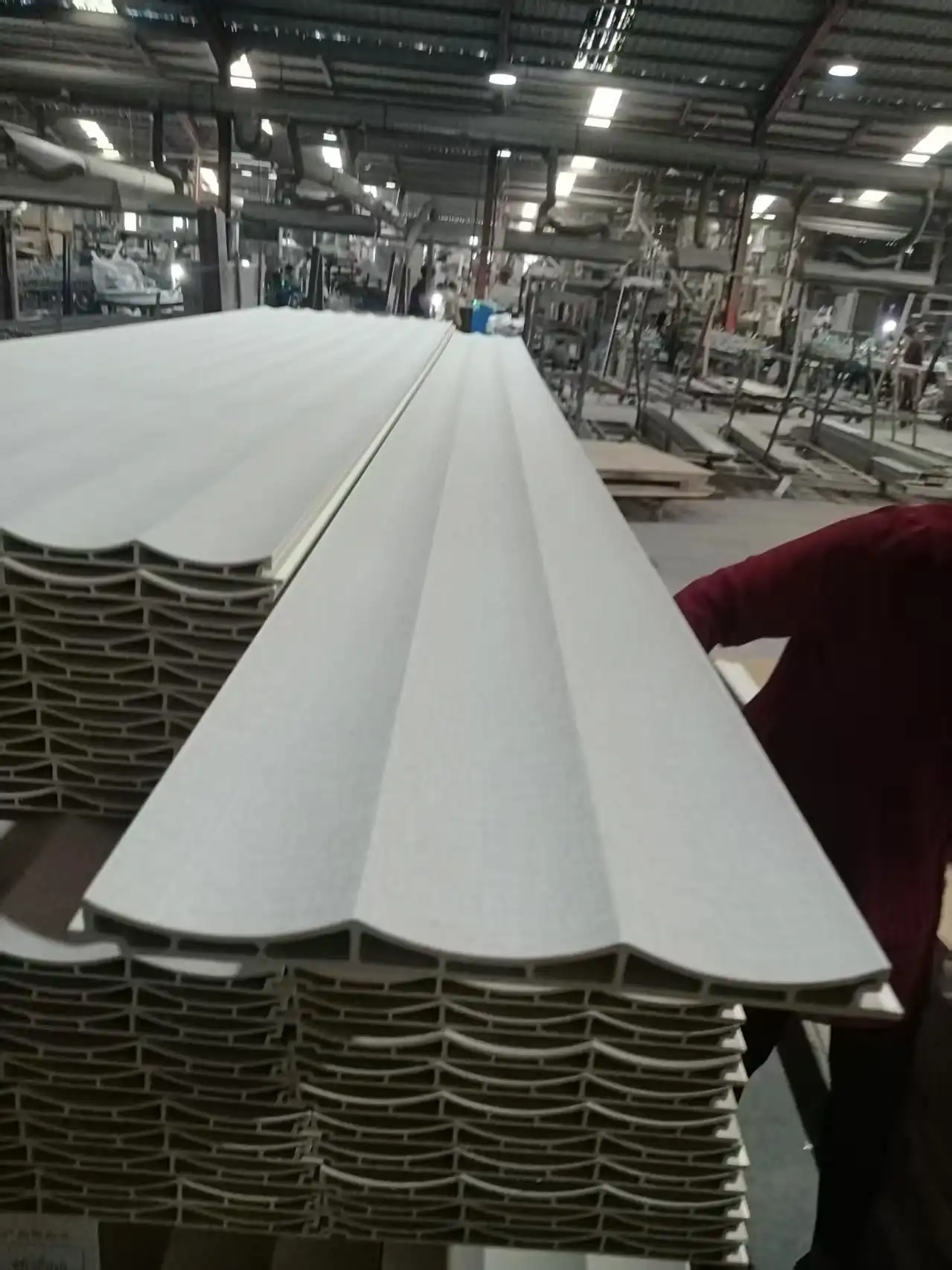 204 wave-shaped WPC 204 wave-shaped WPC